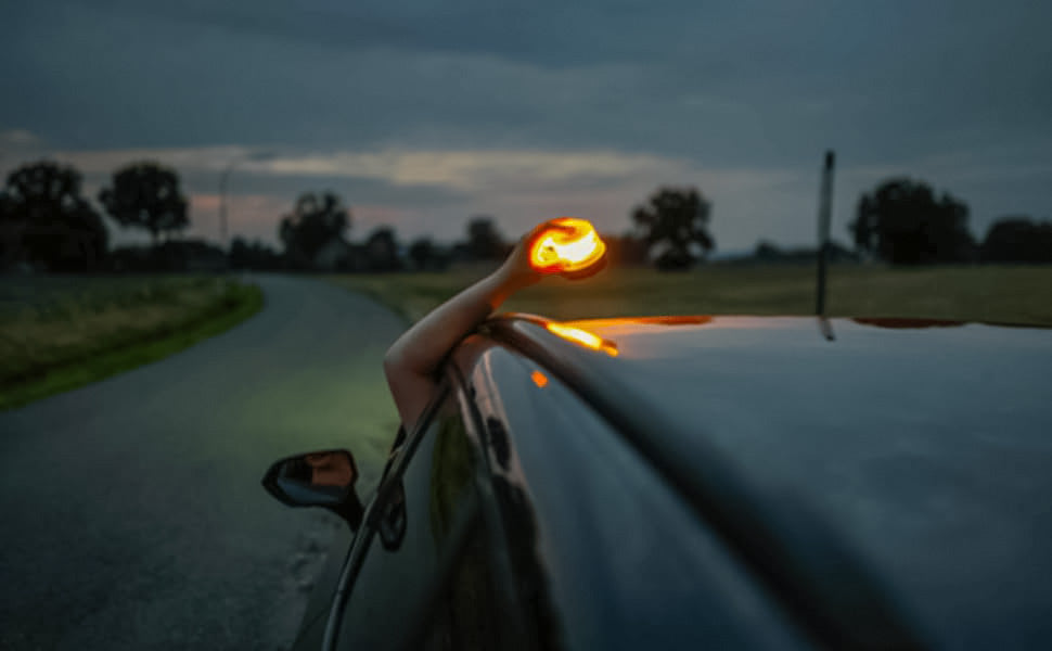 Lampy V16 obowiązkowe w Hiszpanii od 2026 roku – co muszą wiedzieć kierowcy i firmy transportowe?