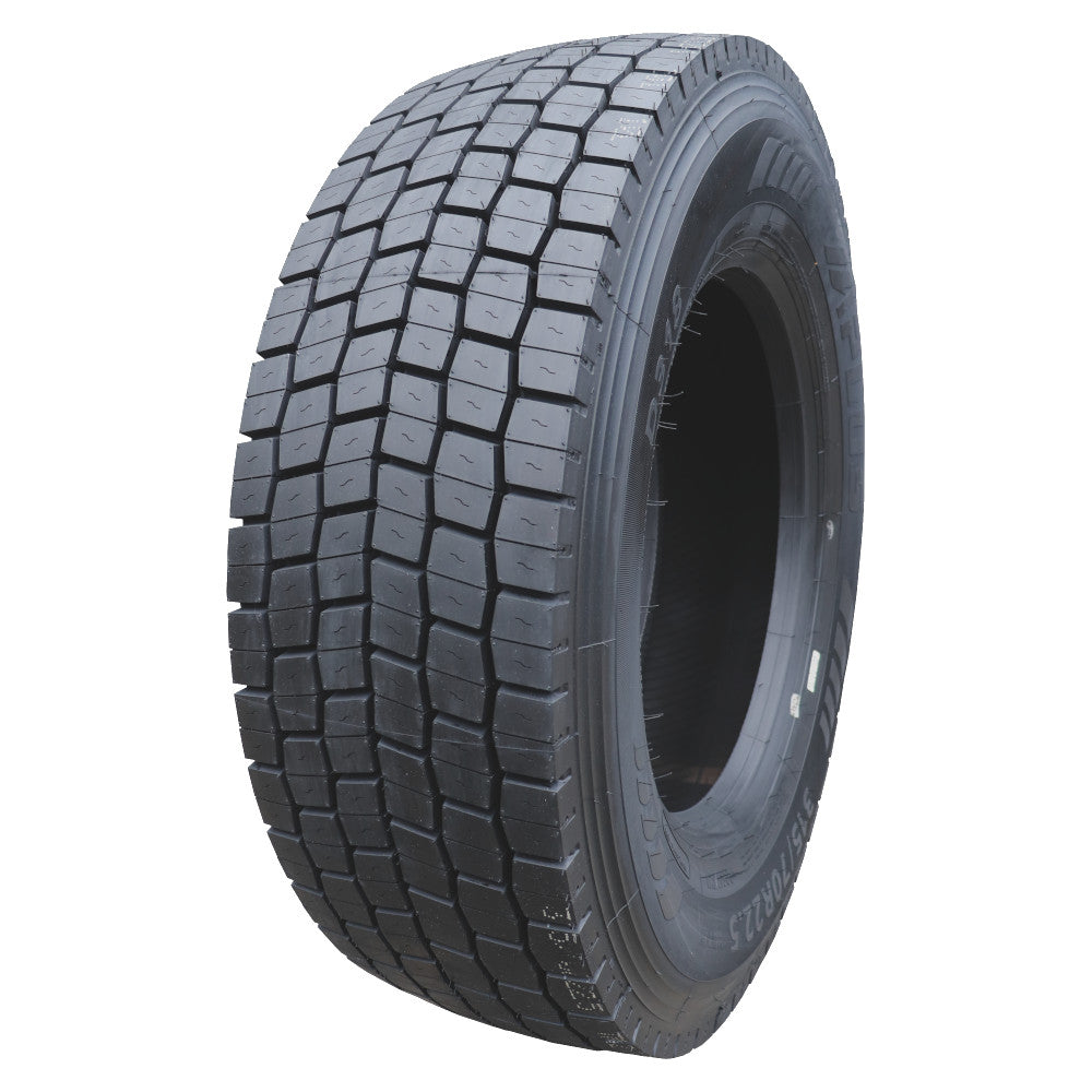 Opona APLUS D318 315/60R22.5 20PR 156/150L 3PMSF